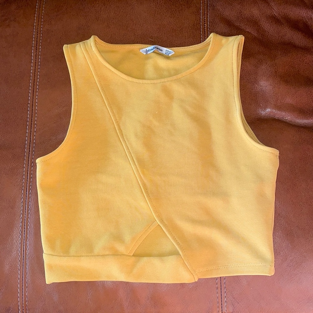 Thin cotton crop top size small